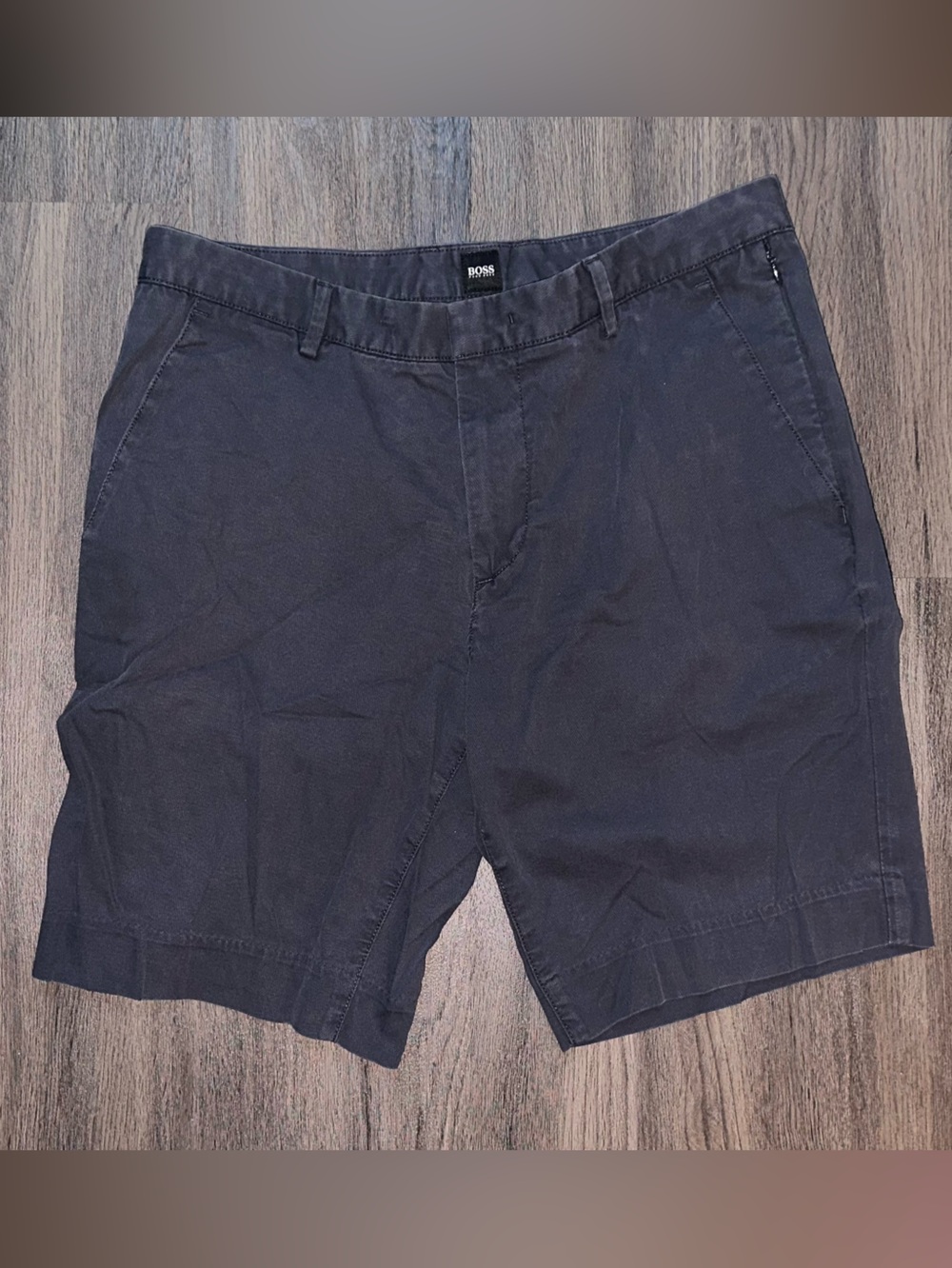 HUGO BOSS Men’s “Slice-Short” Charcoal Gray Cotton Blend Flat Front Shorts - 32